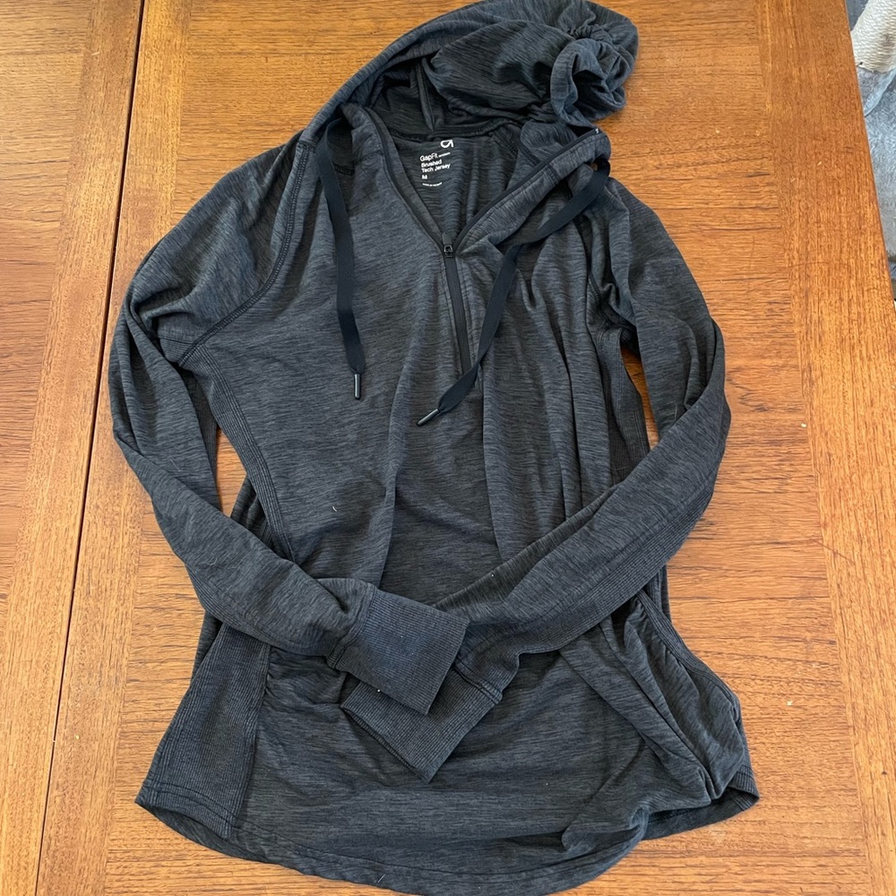 GAPfit maternity pullover
